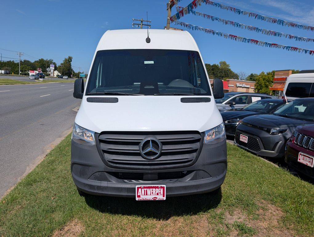صورة مصغرة 8 لـ 2025 Mercedes-BENZ OTHERS