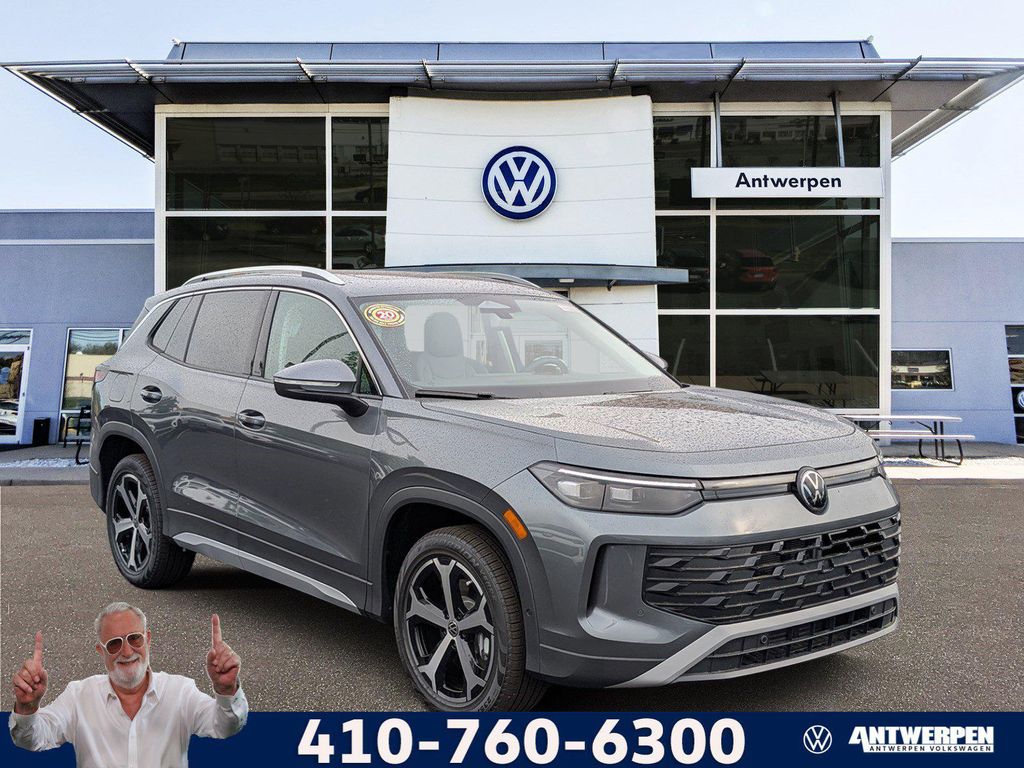 New 2026 Volkswagen Tiguan 2.0T SE 4MOTION