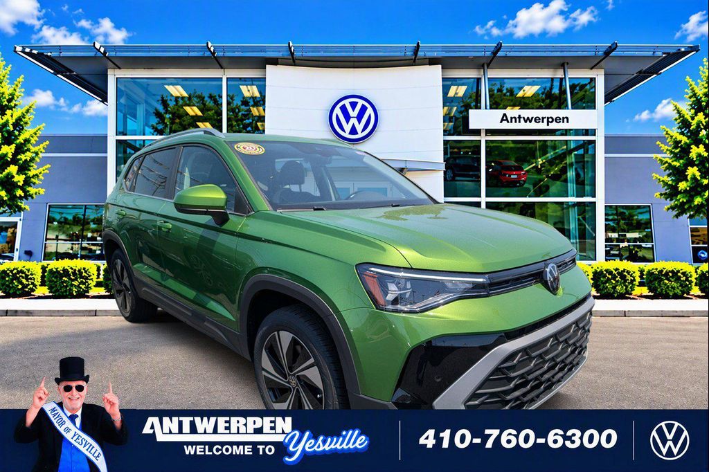 New 2026 Volkswagen Taos SE