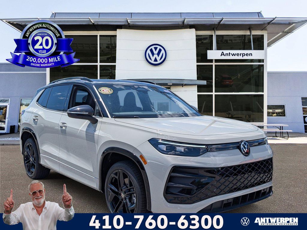 New 2026 Volkswagen Tiguan 2.0T SE R-Line Black 4MOTION