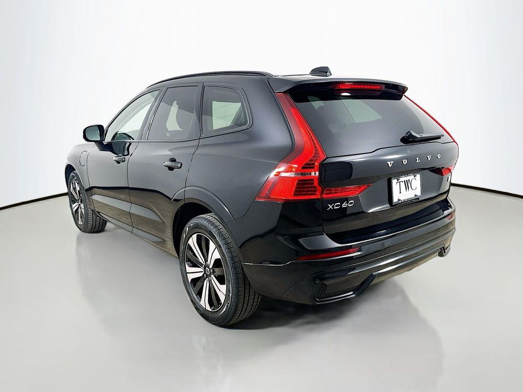 2024 Volvo XC60 RECHARGE PLUG-IN HYBRID T8 CORE DARK THEME 照片 7