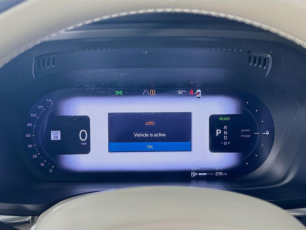 2024 Volvo XC60 RECHARGE PLUG-IN HYBRID T8 CORE DARK THEME — миниатюра 20