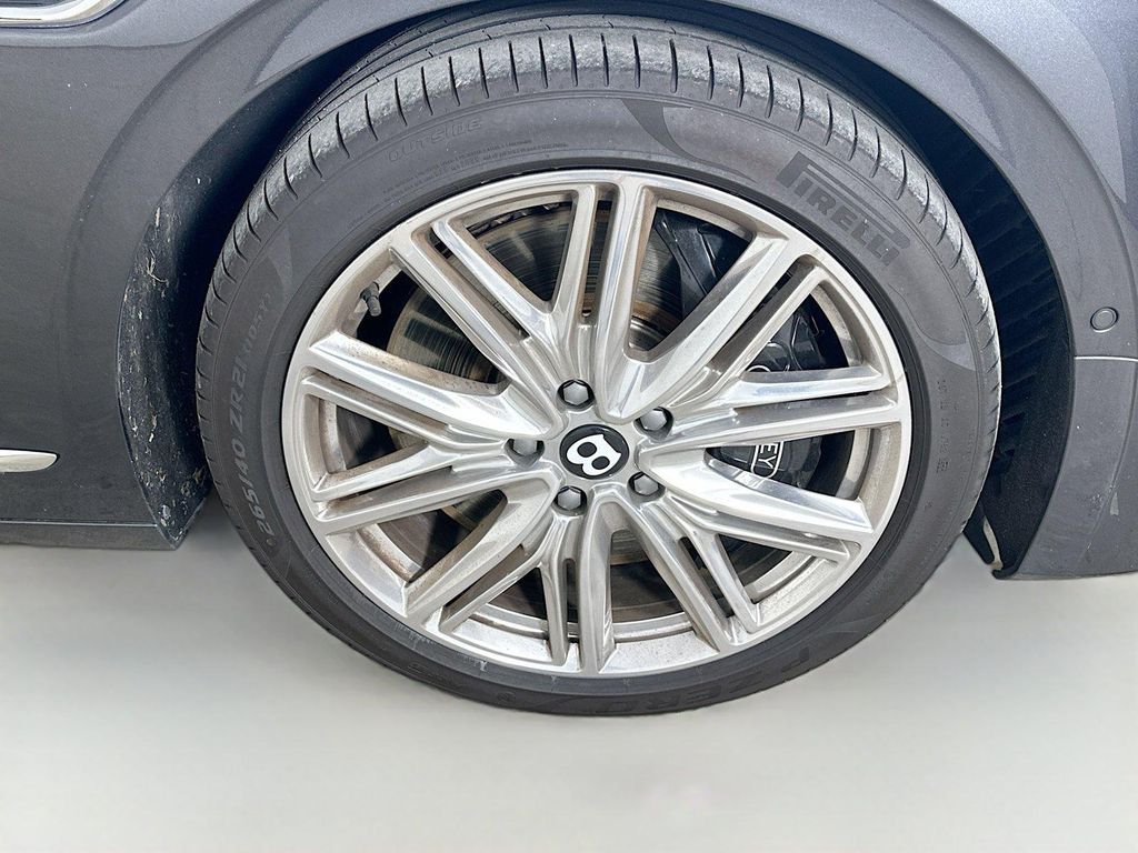2022 Bentley FLYING SPUR V8 缩略图 14