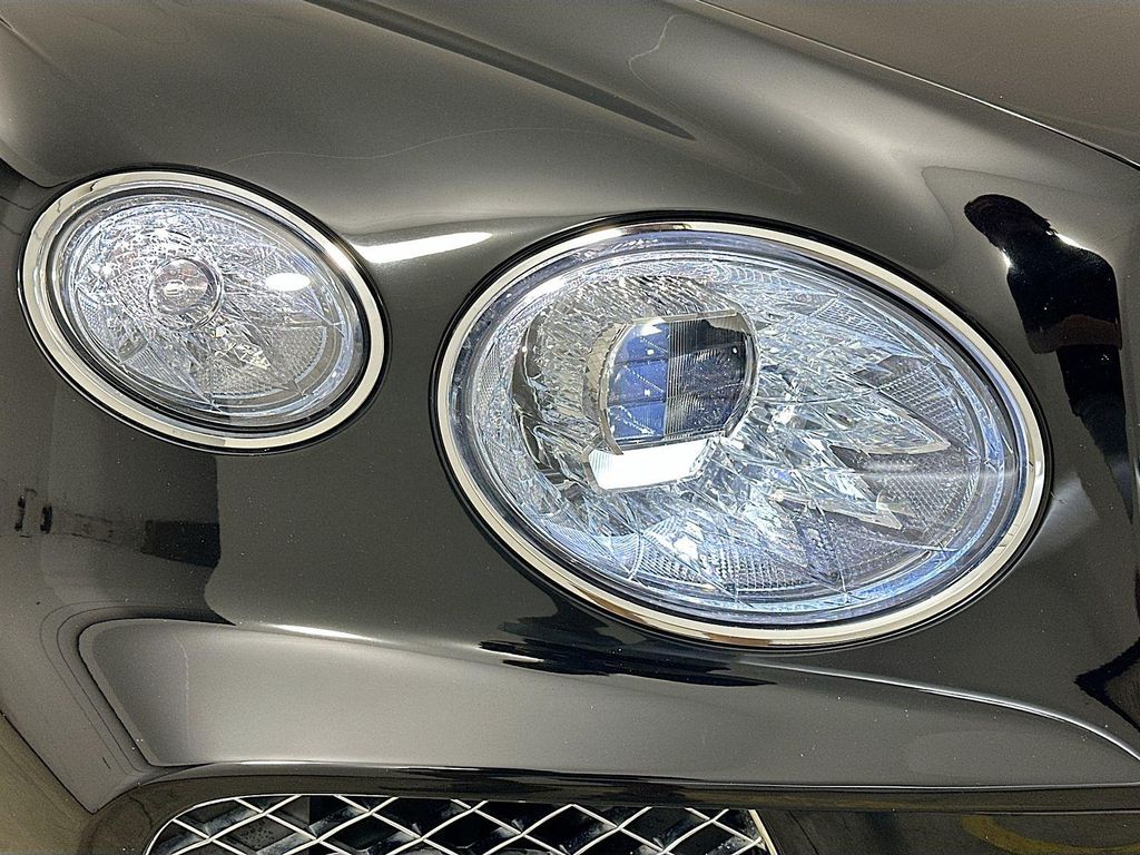 2022 Bentley BENTAYGA V8 缩略图 44