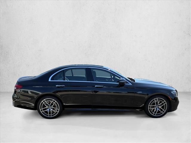 صورة 4 لـ 2022 Mercedes-BENZ AMG E 53 4MATIC
