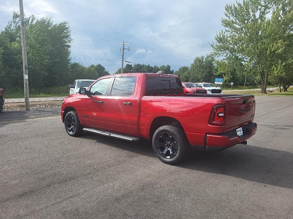 2026 RAM 1500 EXPRESS photo 3