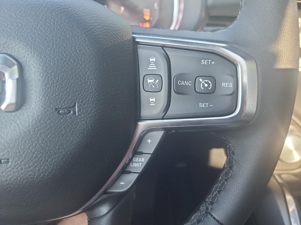 2026 RAM 1500 LARAMIE 缩略图 18