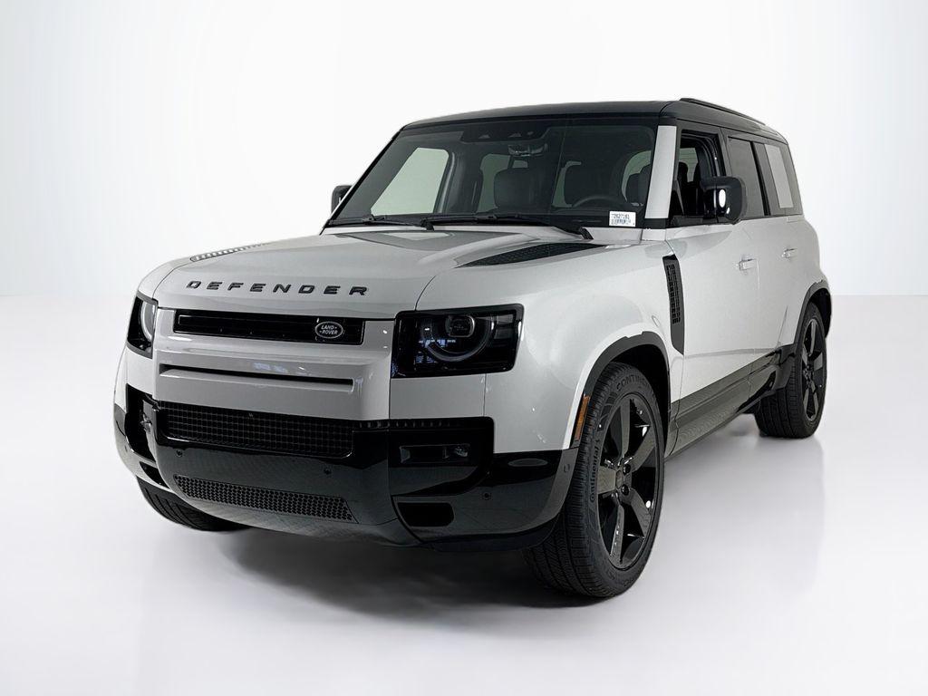 New 2026 Land Rover Defender P400 X-Dynamic SE
