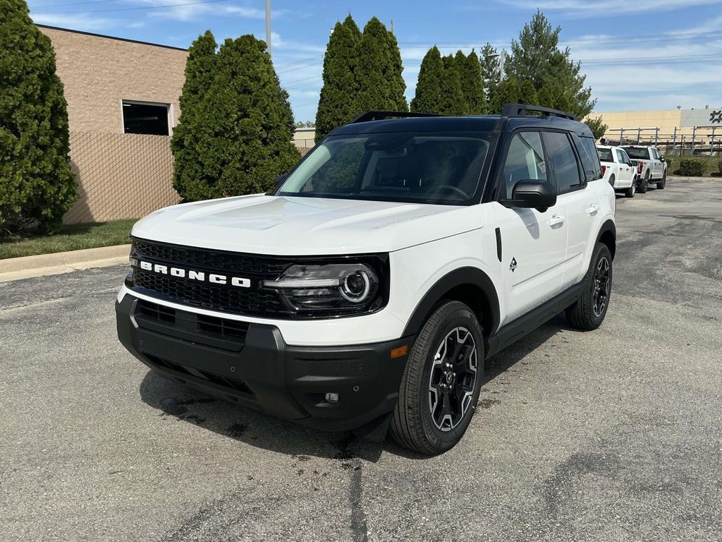 New 2025 Ford Bronco Sport Outer Banks