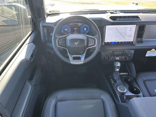 FORD BRONCO BIG BEND - 10