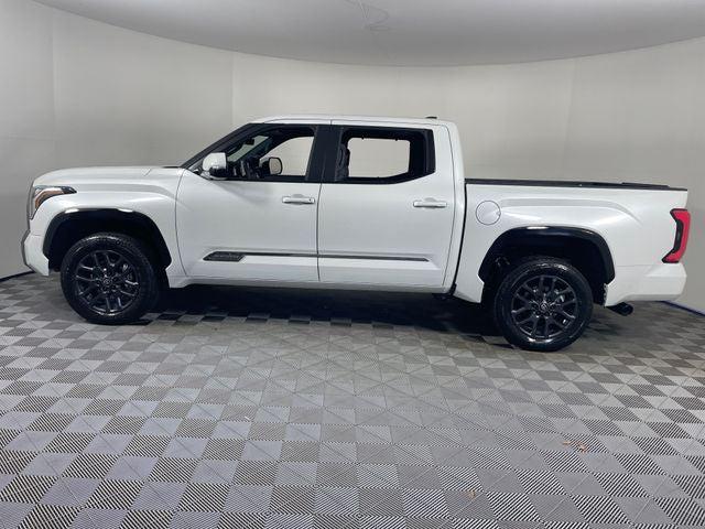 TOYOTA TUNDRA - 5