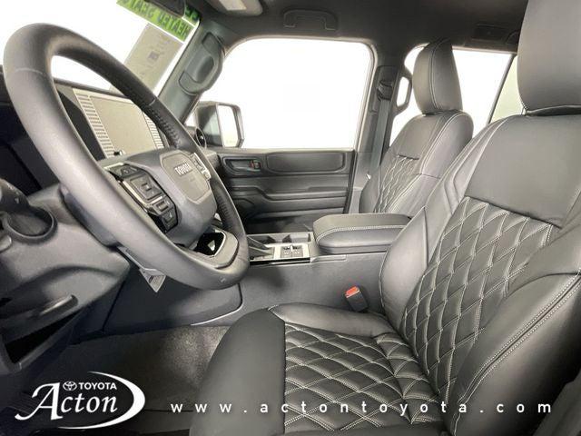 TOYOTA LAND CRUISER - 8