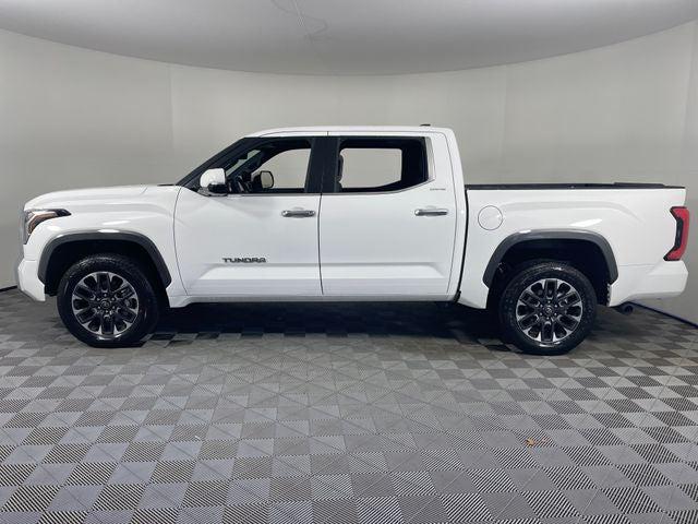 TOYOTA TUNDRA - 5