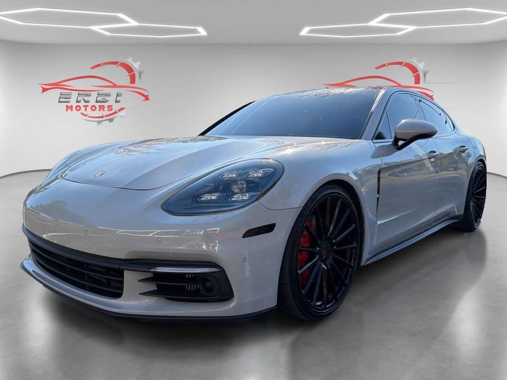 2018 Porsche Panamera