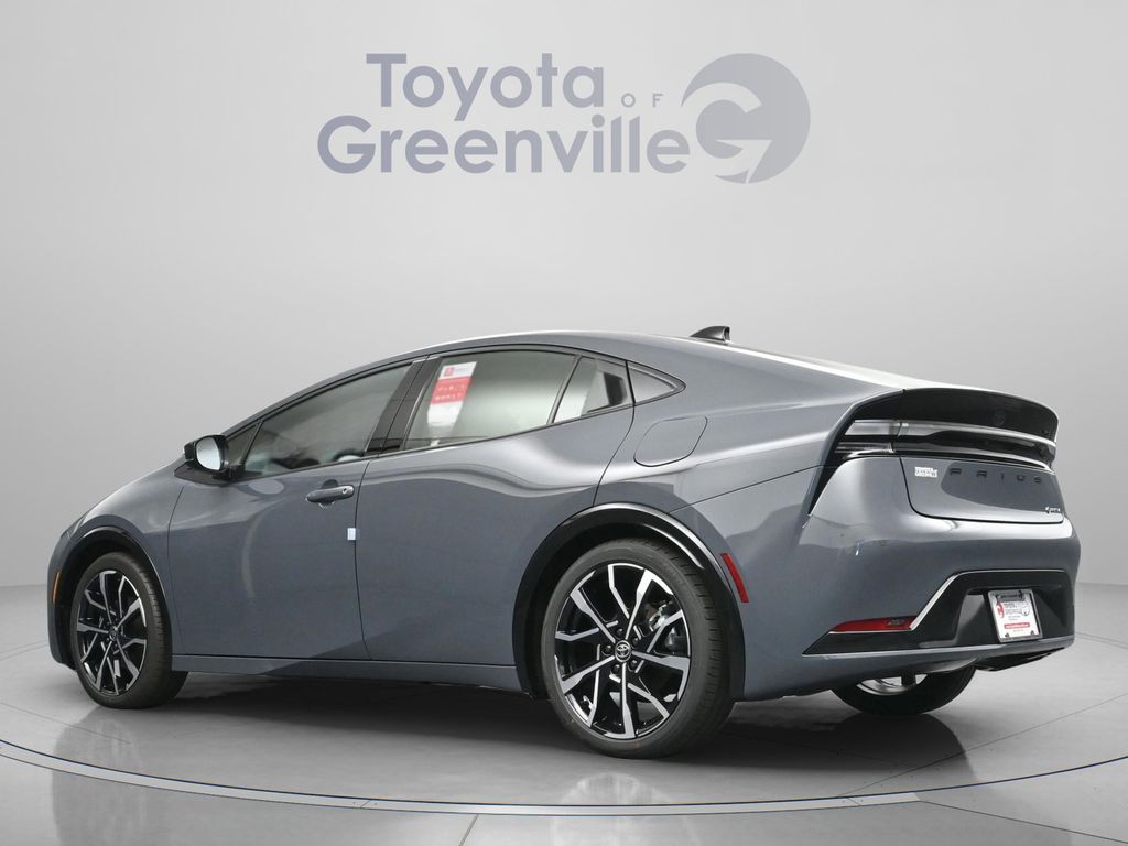 2026 Toyota PRIUS PLUG-IN HYBRID XSE PREMIUM photo 7