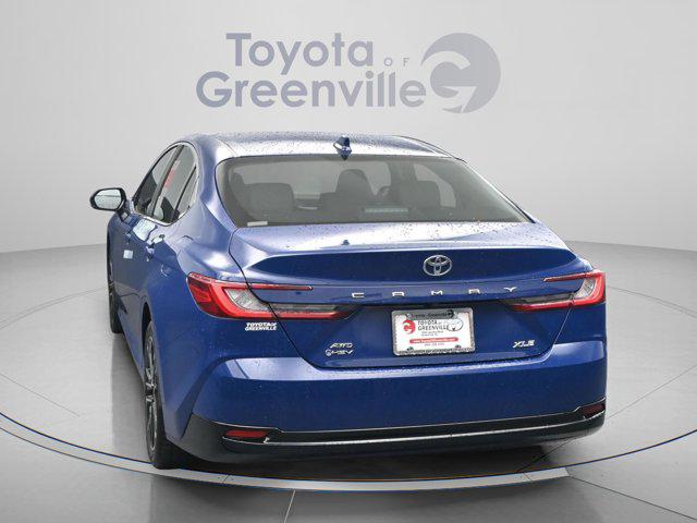 TOYOTA CAMRY - 8