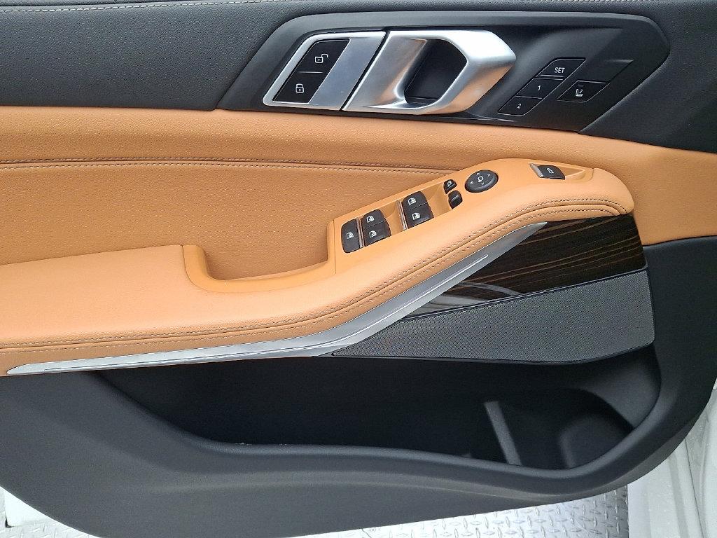 2025 BMW X5 M60I — миниатюра 12