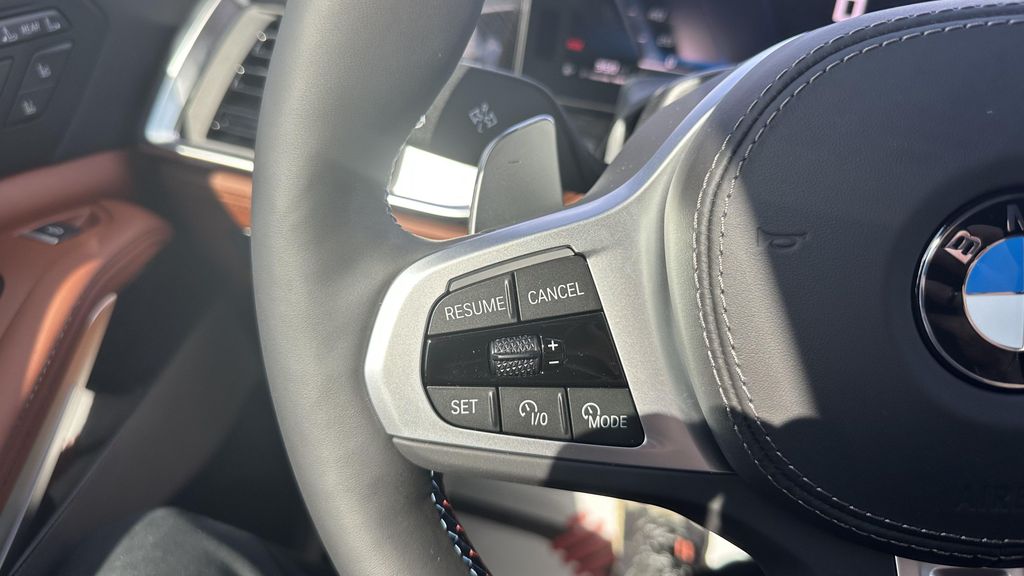 صورة مصغرة 18 لـ 2027 BMW X7 M60I