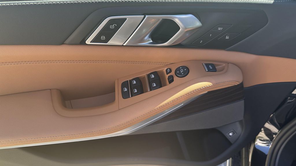 صورة مصغرة 17 لـ 2026 BMW X5 PHEV XDRIVE50E