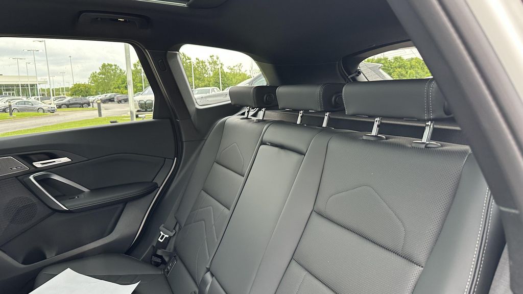 2026 BMW X1 XDRIVE28I — миниатюра 29