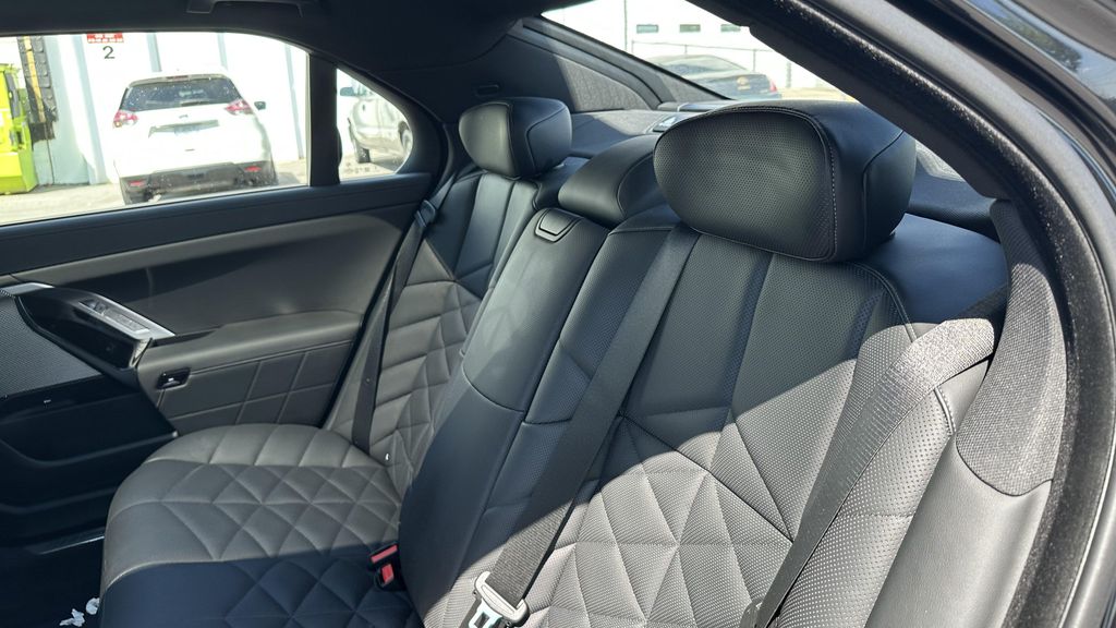 2024 BMW 740 XDRIVE 照片 32