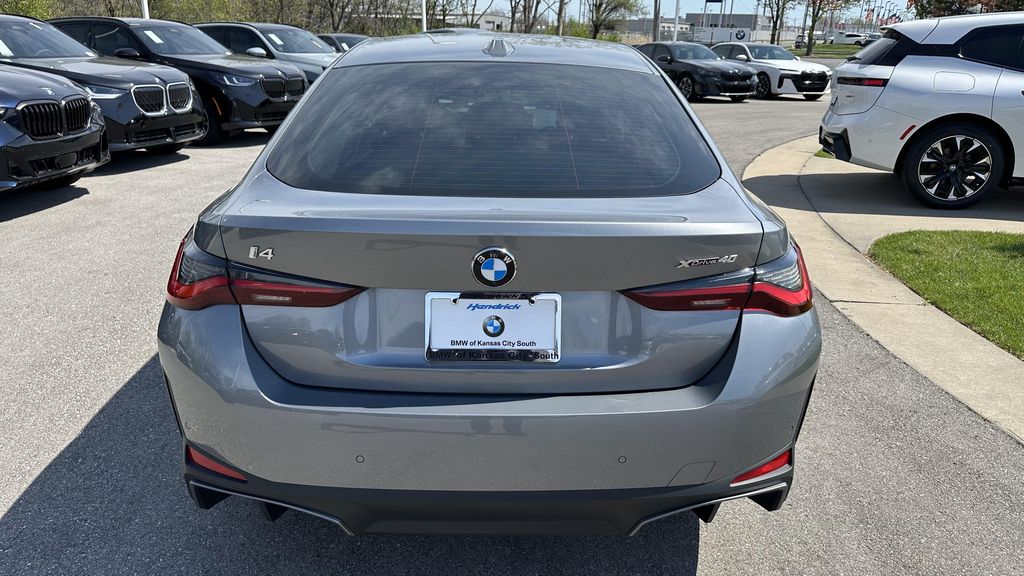صورة مصغرة 9 لـ 2026 BMW I4 GRAN COUPE XDRIVE40