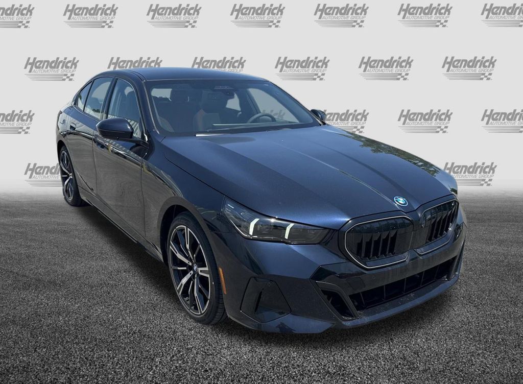 New 2027 BMW 550e 550e xDrive