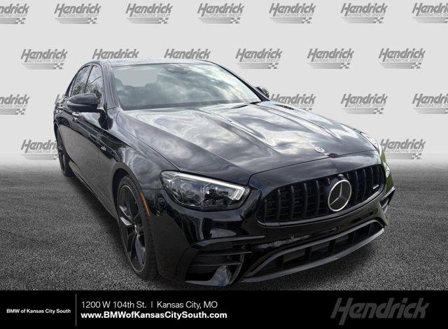 MERCEDES-BENZ E-CLASS - 1