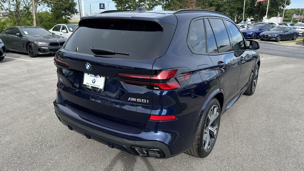 صورة 10 لـ 2026 BMW X5 M60I