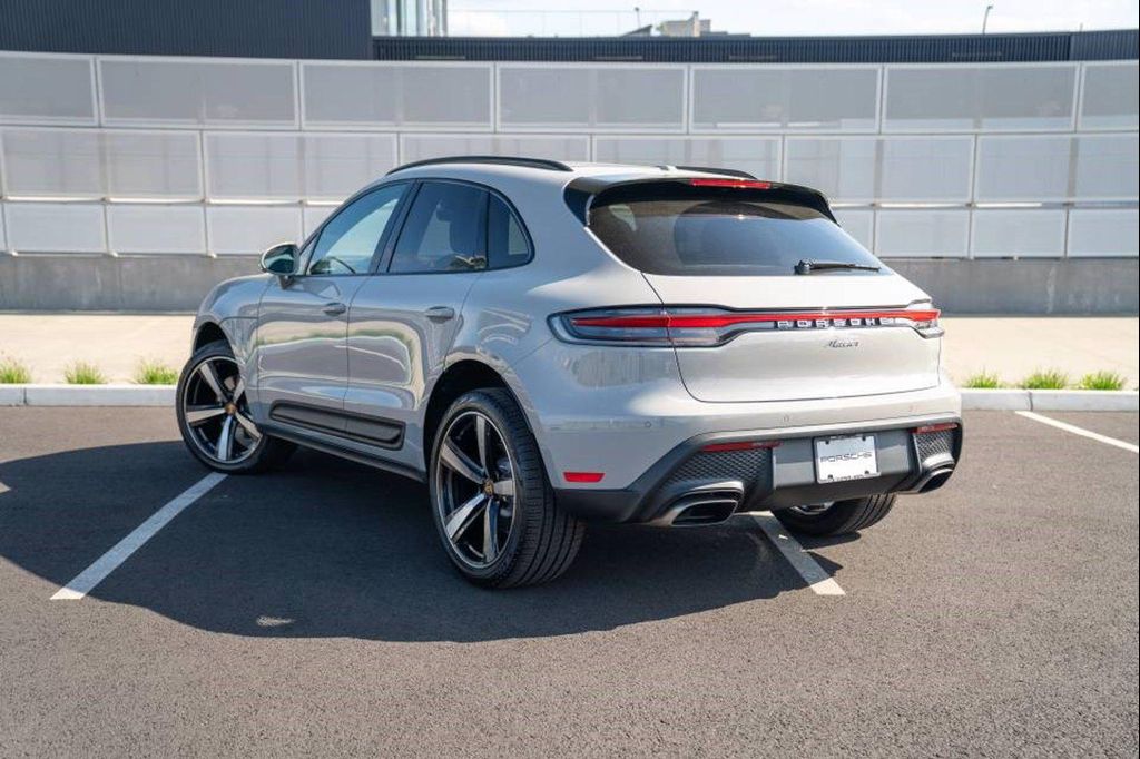 صورة 3 لـ 2026 Porsche MACAN