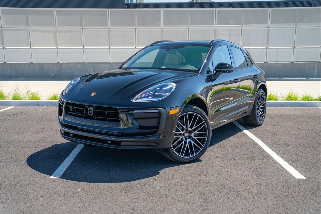 New 2026 Porsche Macan Macan