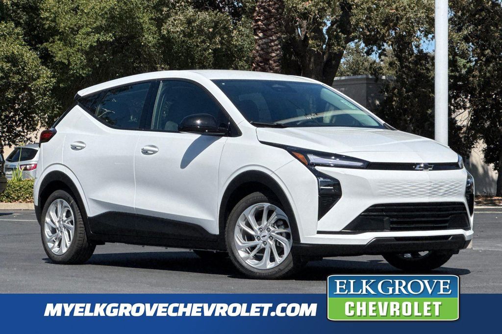 New 2027 Chevrolet Bolt LT FWD