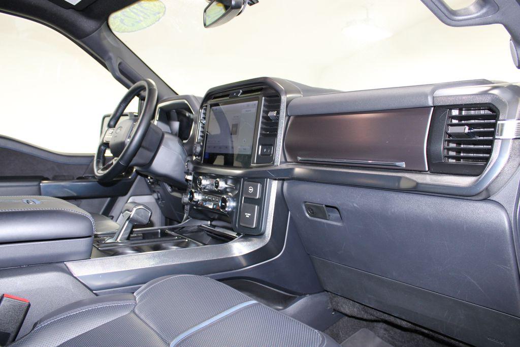 صورة مصغرة 29 لـ 2025 FORD F-150 PLATINUM