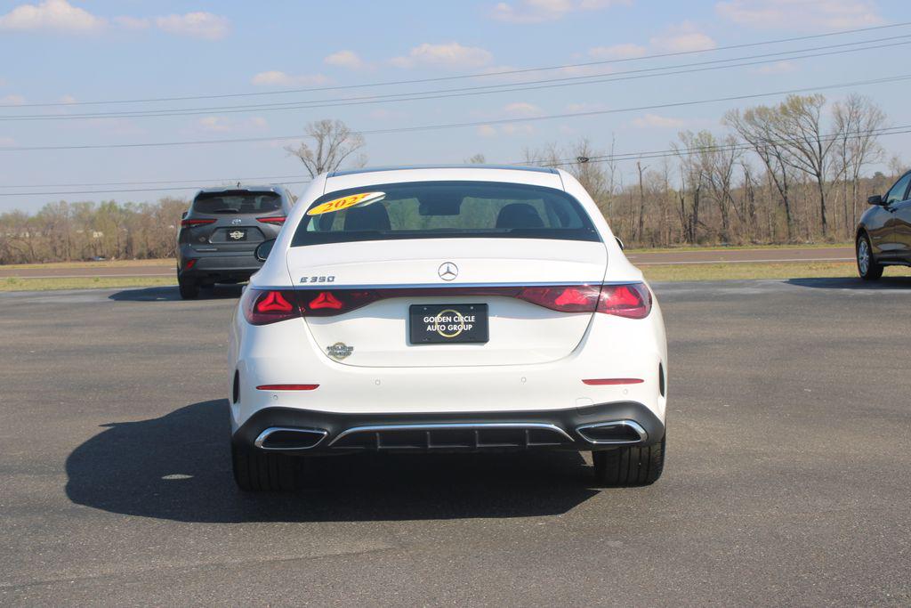 MERCEDES-BENZ E-CLASS - 8