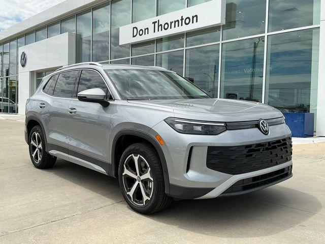 New 2026 Volkswagen Tiguan 2.0T SE