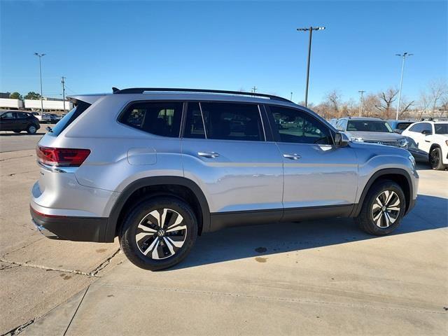 New 2026 Volkswagen Atlas 2.0T SE