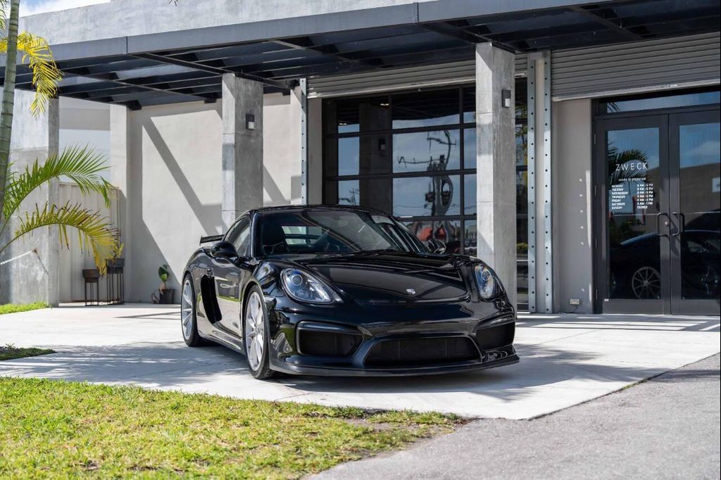 2016 Porsche Cayman