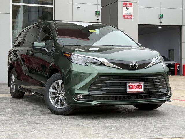New 2026 Toyota Sienna XLE