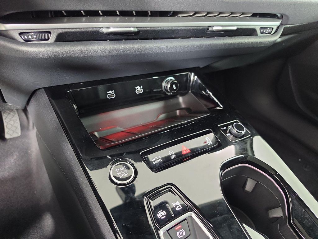 صورة مصغرة 27 لـ 2026 AUDI A5 PREMIUM PLUS TFSI QUATTRO S TRONIC
