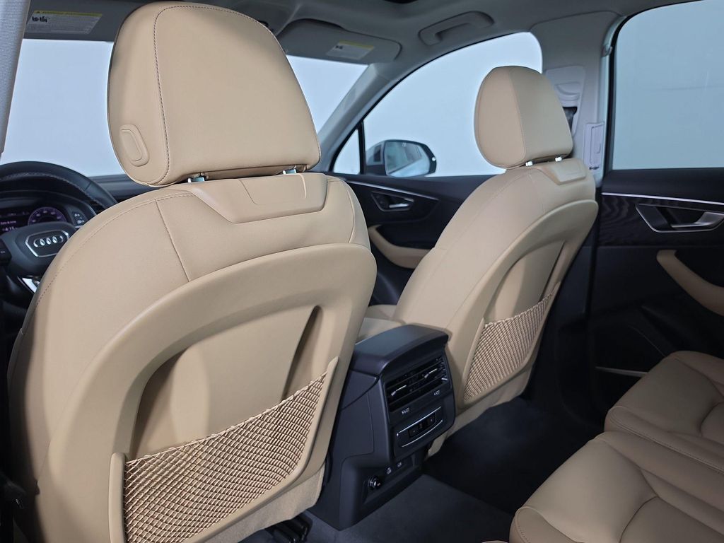 صورة مصغرة 31 لـ 2026 AUDI Q7 55 PREMIUM