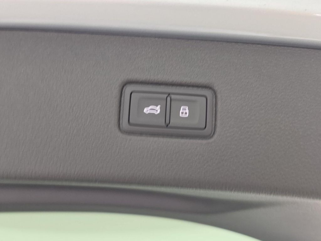 صورة مصغرة 12 لـ 2026 AUDI Q7 55 PREMIUM