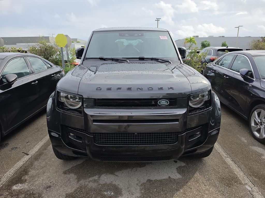 صورة 2 لـ 2024 LAND Rover DEFENDER 110 P400 X-DYNAMIC SE