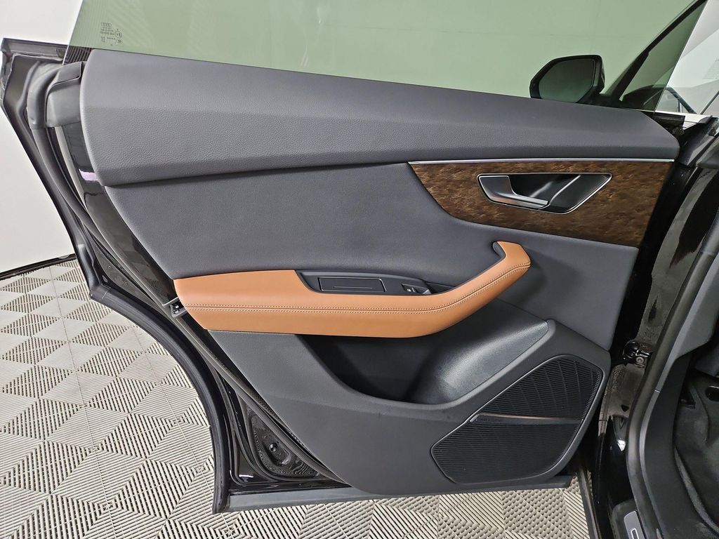 صورة مصغرة 40 لـ 2025 AUDI Q8 55 PREMIUM PLUS