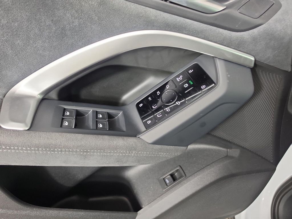 2026 AUDI SQ5 3.0T PREMIUM PLUS — миниатюра 16