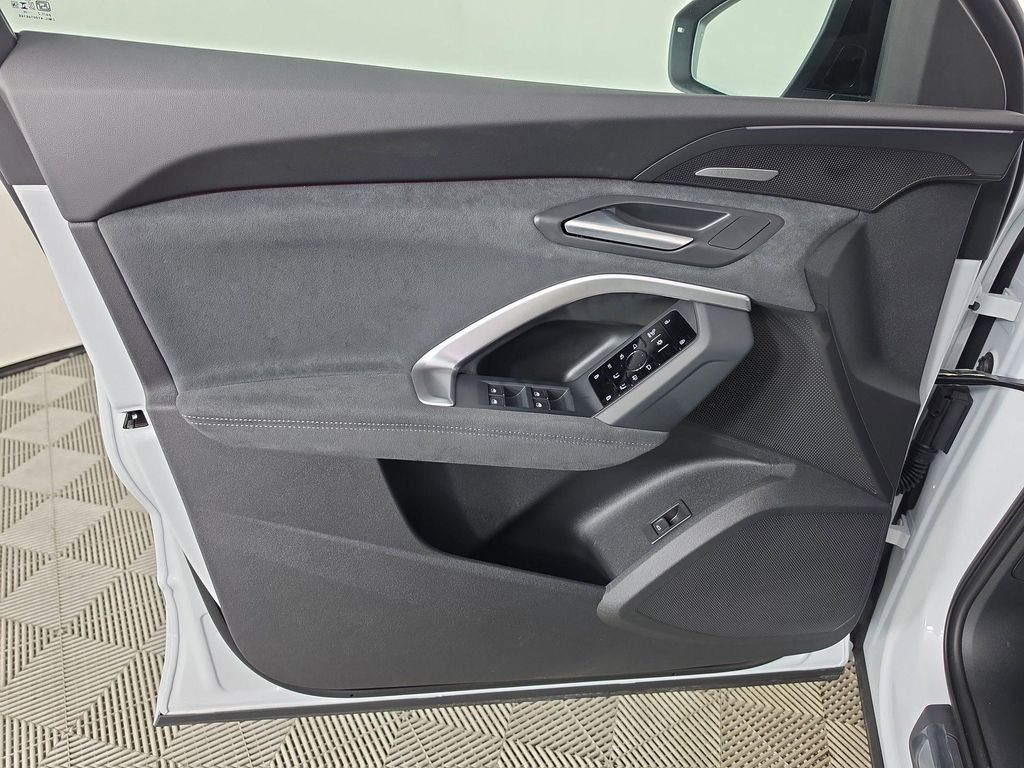 صورة مصغرة 16 لـ 2026 AUDI SQ5 3.0T PREMIUM PLUS