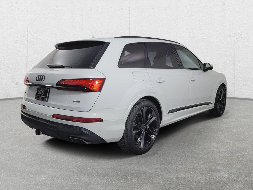 صورة 6 لـ 2026 AUDI Q7 55 PREMIUM PLUS