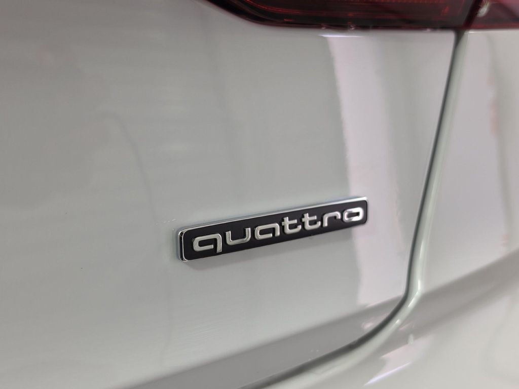 2026 AUDI A8 55 TFSI QUATTRO TIPTRONIC — фото 10