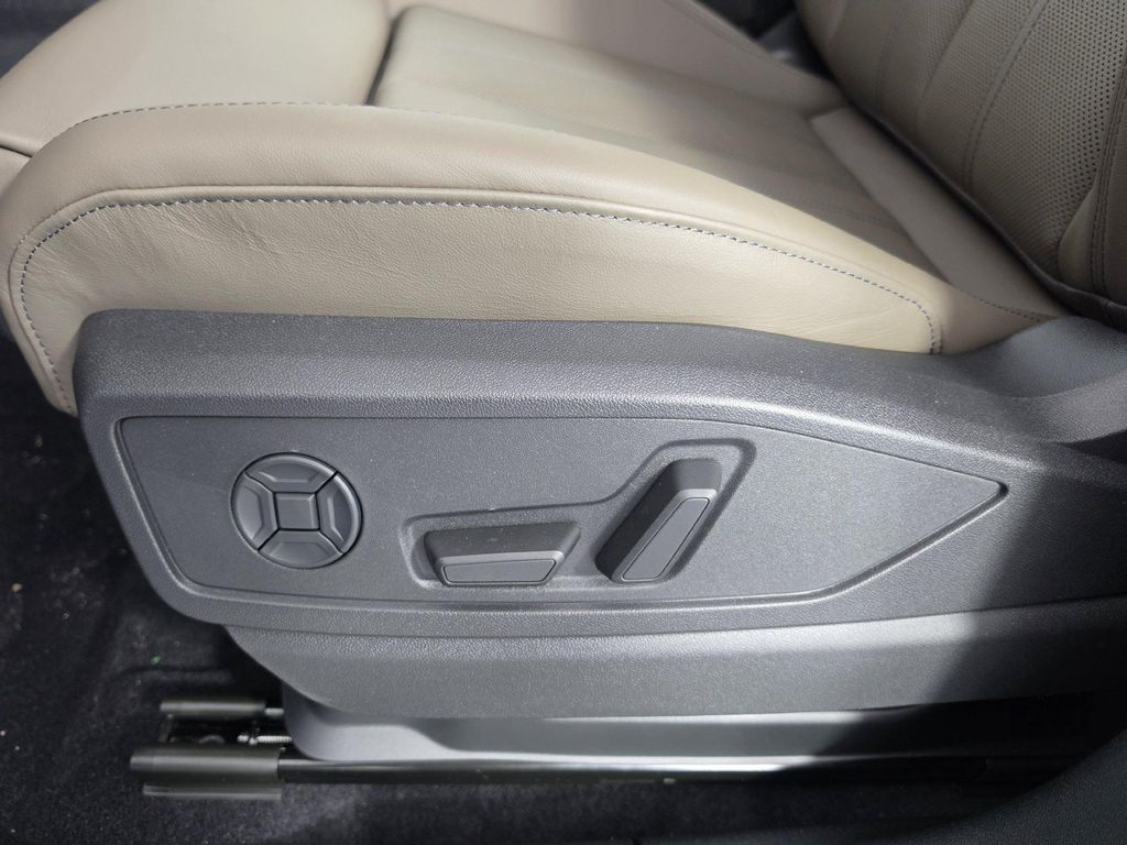 صورة مصغرة 11 لـ 2026 AUDI Q5 SPORTBACK PRESTIGE TFSI QUATTRO S TRONIC