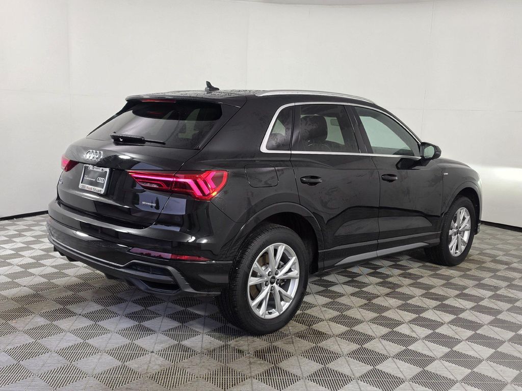 صورة مصغرة 43 لـ 2025 AUDI Q3 PREMIUM 45 TFSI S LINE QUATTRO TIPTRONIC