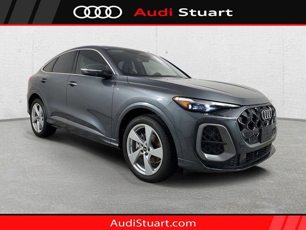 New 2025 Audi Q5 Prestige TFSI quattro S tronic